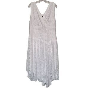 Rabbit Designs White Lace Asymmetrical Sleeveless Dress Size 18